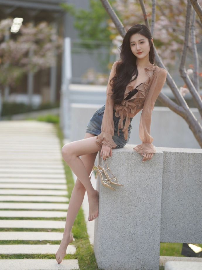 白蛇：缘起